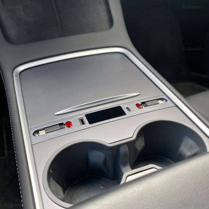 USB Hub Bar - Tesla Model 3 & Y - Uttrekkbare ladekabler