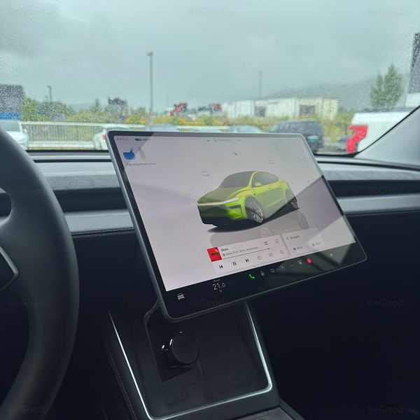 Roterbart skjermfeste &#8211; Tesla Model 3 & Y