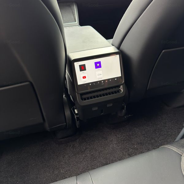 Koppholder bakre skjerm Tesla Model 3 & Y